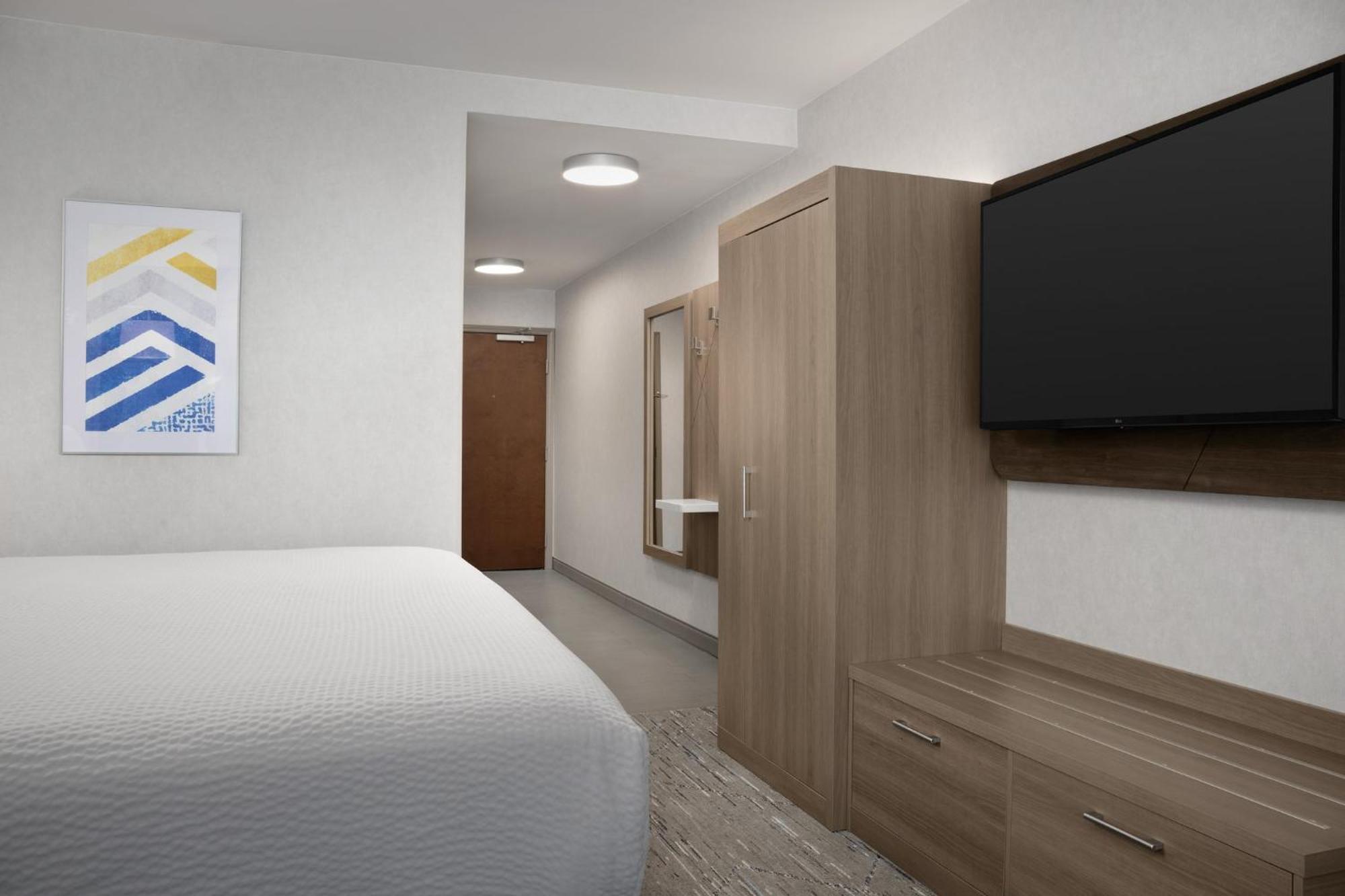 Holiday Inn Express & Suites Alexandria - Fort Belvoir By Ihg Exterior foto